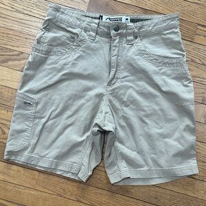 Men's Mountain Khaki Cargo Shorts - 31x9”
